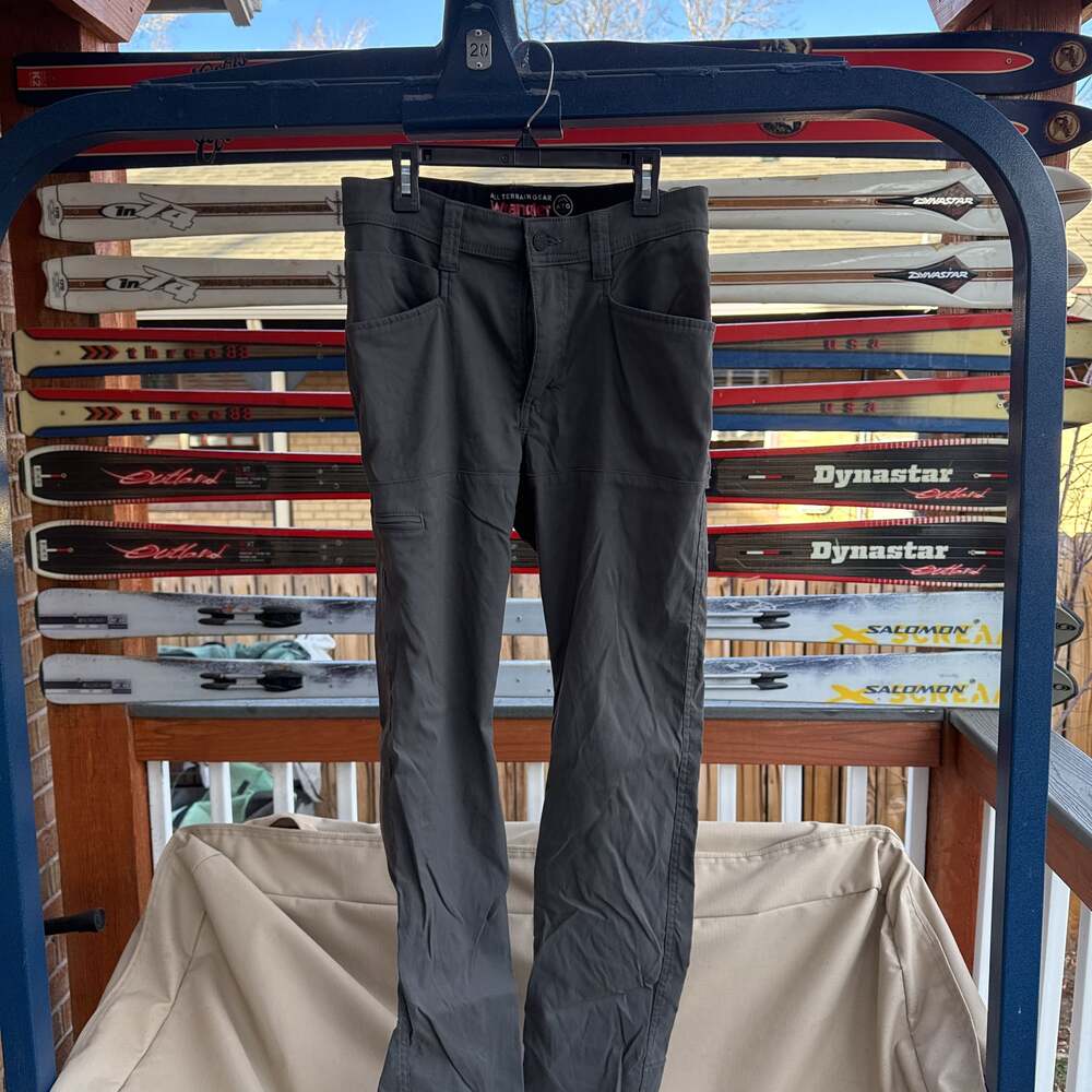 Wrangler ATG pants 30x32